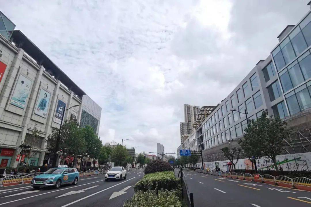 示范路"验收,长宁以下7条道路榜上有名 新华路(淮海西路-杨宅路)