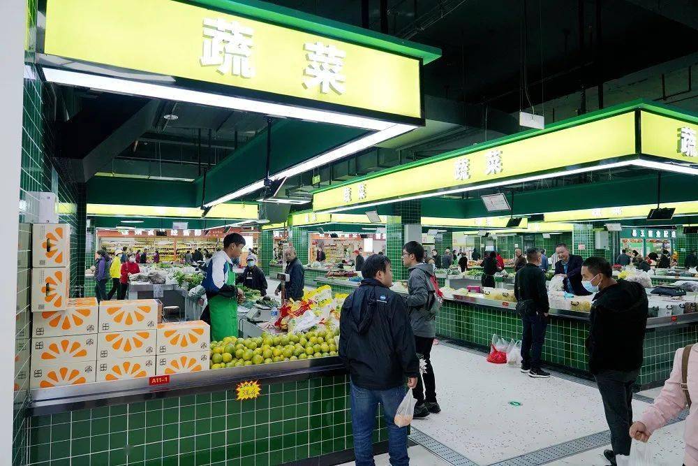 市场涵盖鲜肉,蔬菜,土杂,冷冻,水产,清真,海鲜,小吃,酱菜等农贸市场