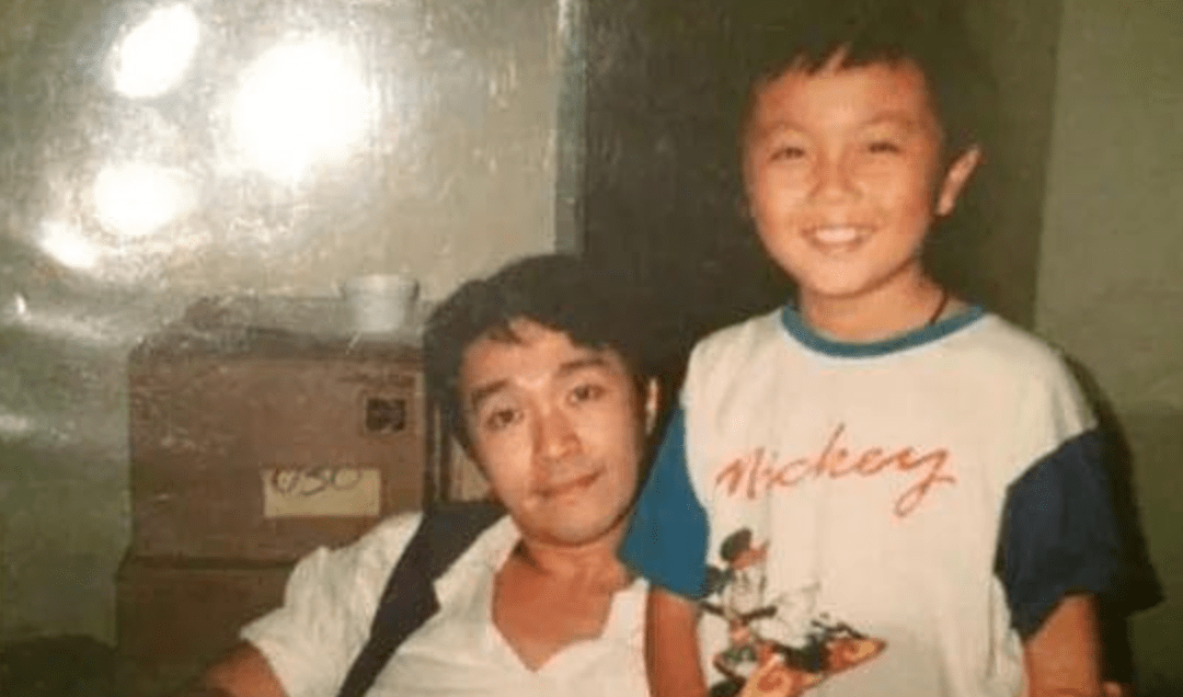 1993年,王晶北上寻找"男演员",找了很多大陆当红的童星,他都不满意.