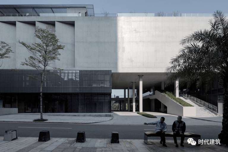 架构:深圳坪山美术馆的空间生产——一次源于对谈的评论 | 张宇星