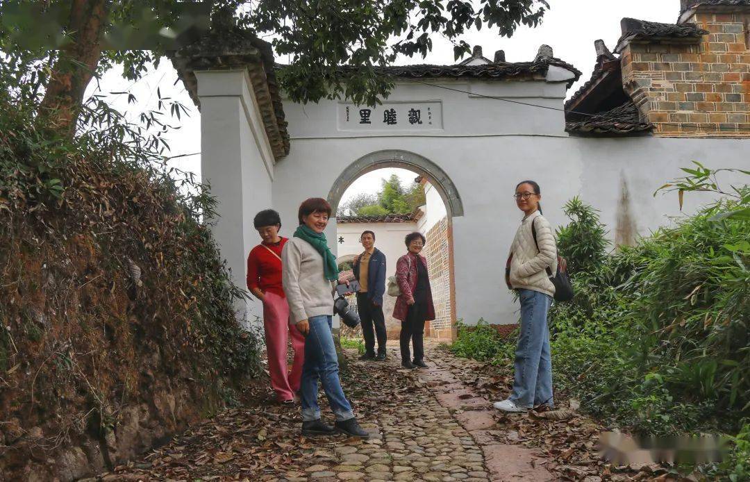止马镇亲睦村是光泽众多古村落中的一个,因部分居民还居住在古街,非常