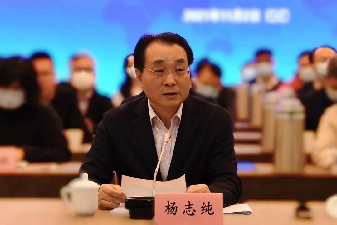 杨志纯在讲话中,就文旅系统推进社保卡文旅"一卡通"提出的三点意见中