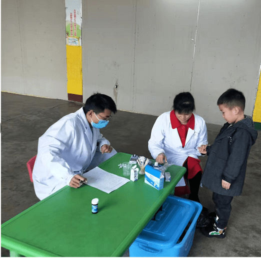 保健|湘潭县茶恩寺镇卫生院--健康体检走进幼儿园