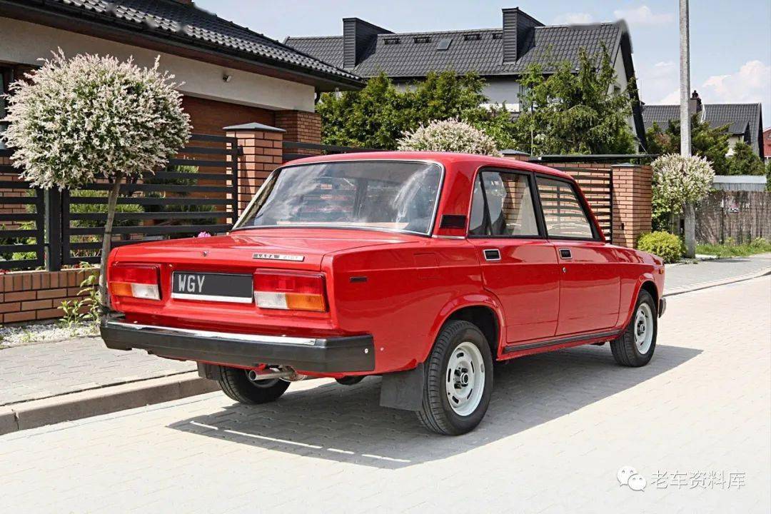 一辆1987年产苏联拉达2107轿车_搜狐汽车_搜狐网