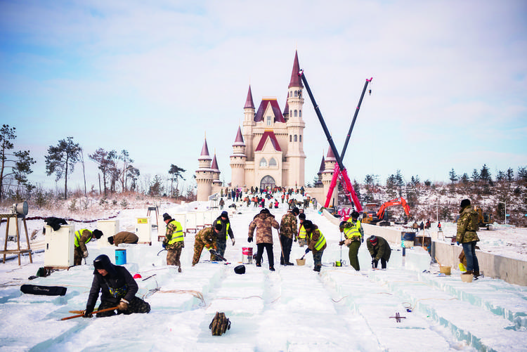 15天建成一座"冰雪之城" 探究长春冰雪新天地建设"加速跑"的秘诀