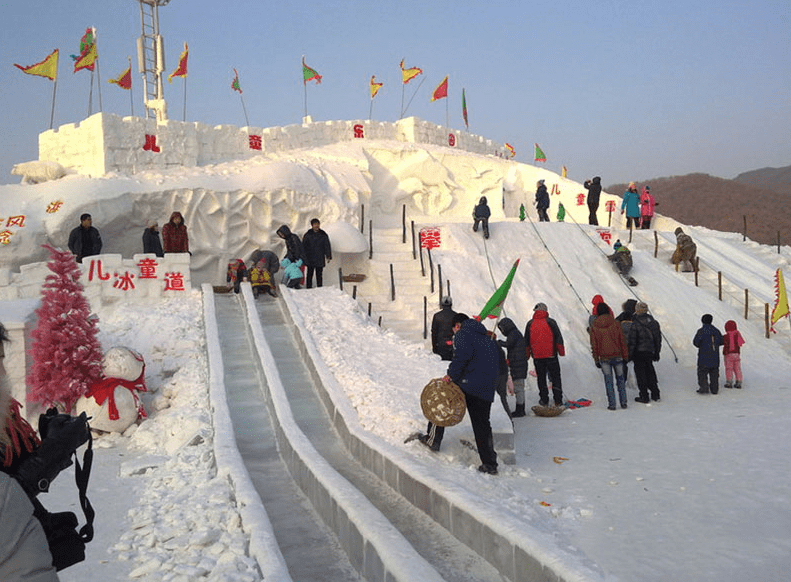 中央公园冬梦乐园;2021鞍山动物园首届冰雪花灯嘉年华;抚顺(紫花岭)