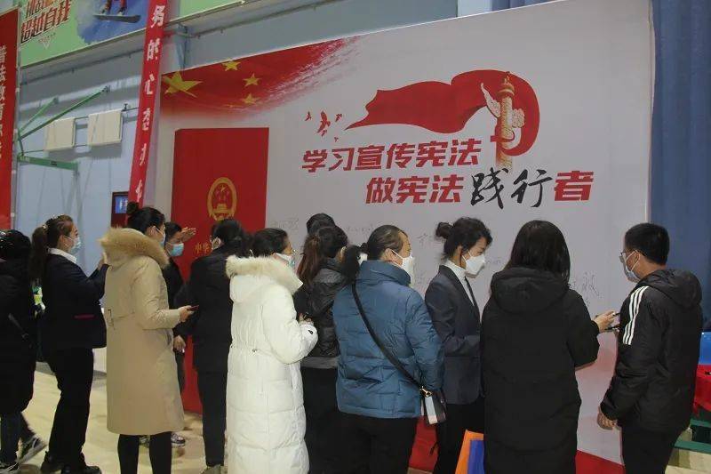 今年,我省宪法宣传周活动从11月29日至12月5日,"以习近平法治思想为