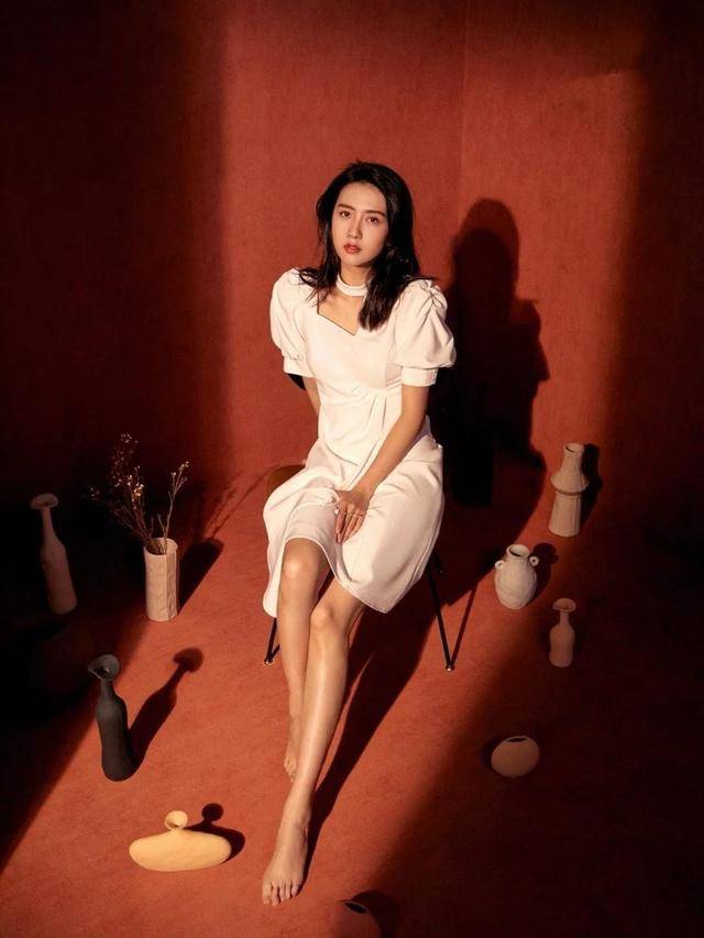 许龄月高清图集_体形_的姿态_身高