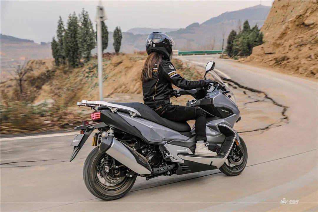 国产硬核拉力踏板大阳v锐adv350测评