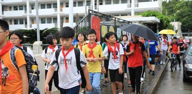 9月6日中午12时,舟山市普陀区沈家门第一初级中学的学生停课
