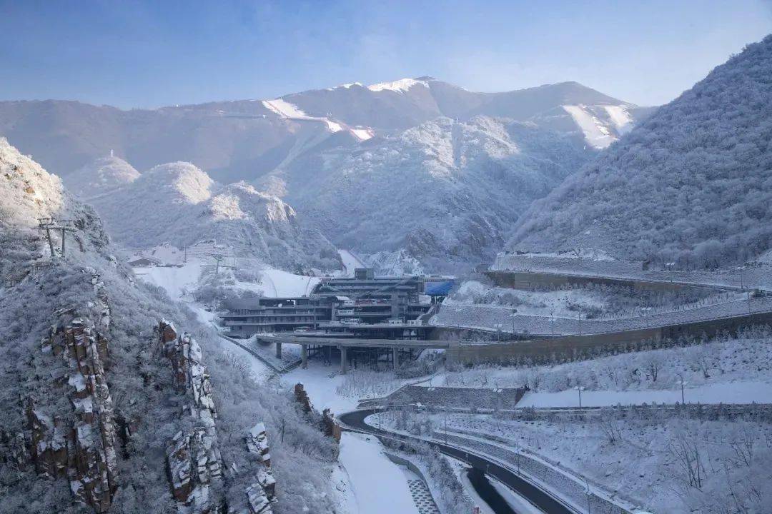 国内两大顶级滑雪场全面升级超值酒店套餐热卖中越早订越划算