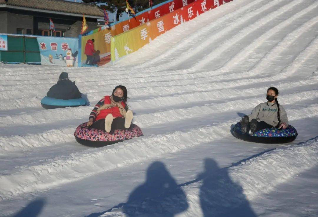这个冬天去哪玩就来圆明园欢乐冰雪季