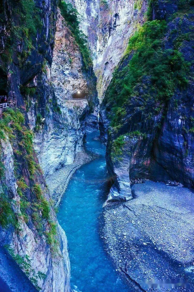 附世界十大著名峡谷,中国最美十大峡谷_河流_两岸_深度