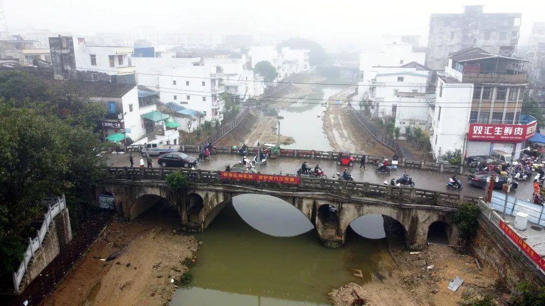 合浦县"一江两岸"景观提升工程项目基本完成_居民_非法_警方