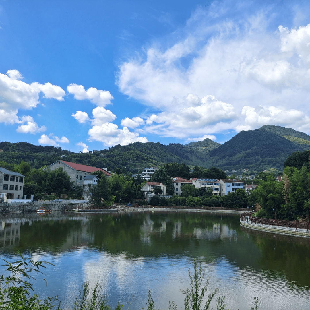 今天,人民日报点赞桐庐美丽经济_钟山乡_石材_芦茨村