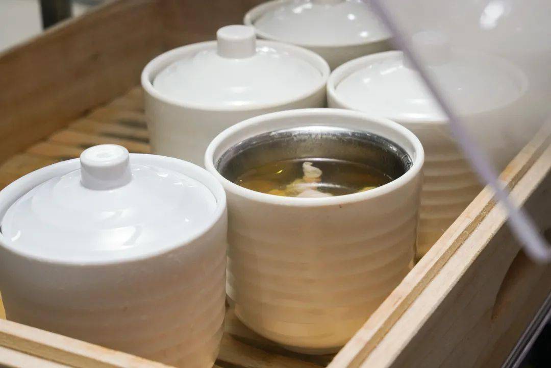 鸿骏膳食智慧餐厅