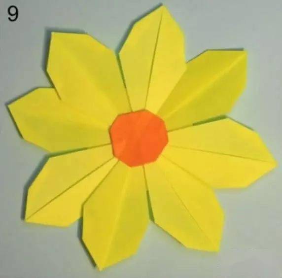如何折纸花朵手工纸花的折法图解