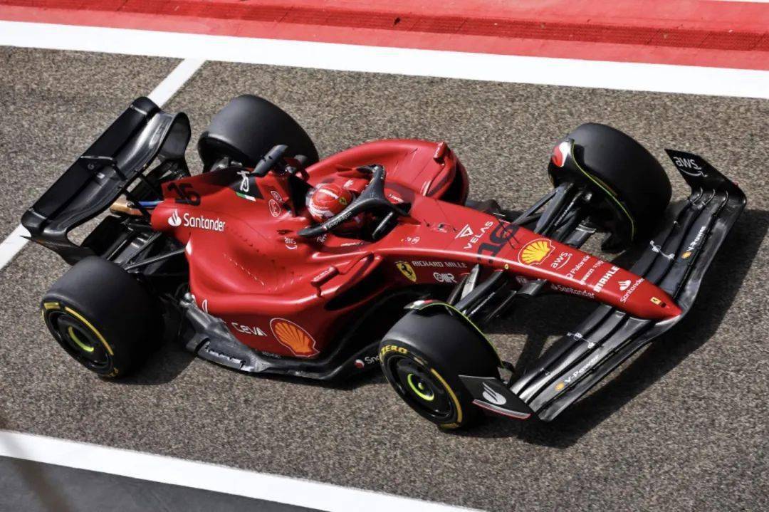 f1红牛法拉利针锋相对奔驰的问题不止是慢