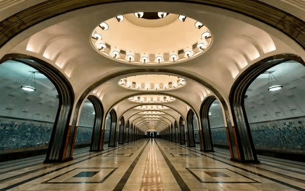 带你看俄罗斯最美的7个地铁站,一起遨游在艺术的天堂里吧!
