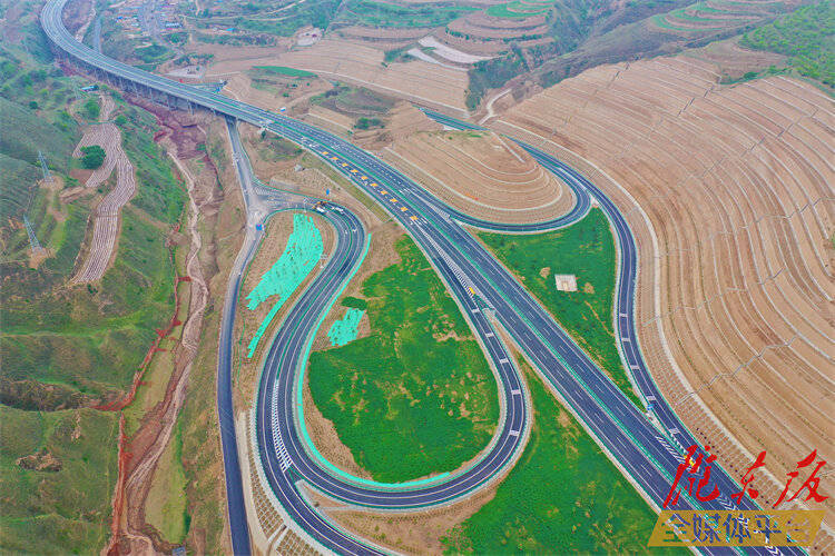 段和g244线庆阳过境段,g671线合水(太白)至华池公路集中开工暨g341线