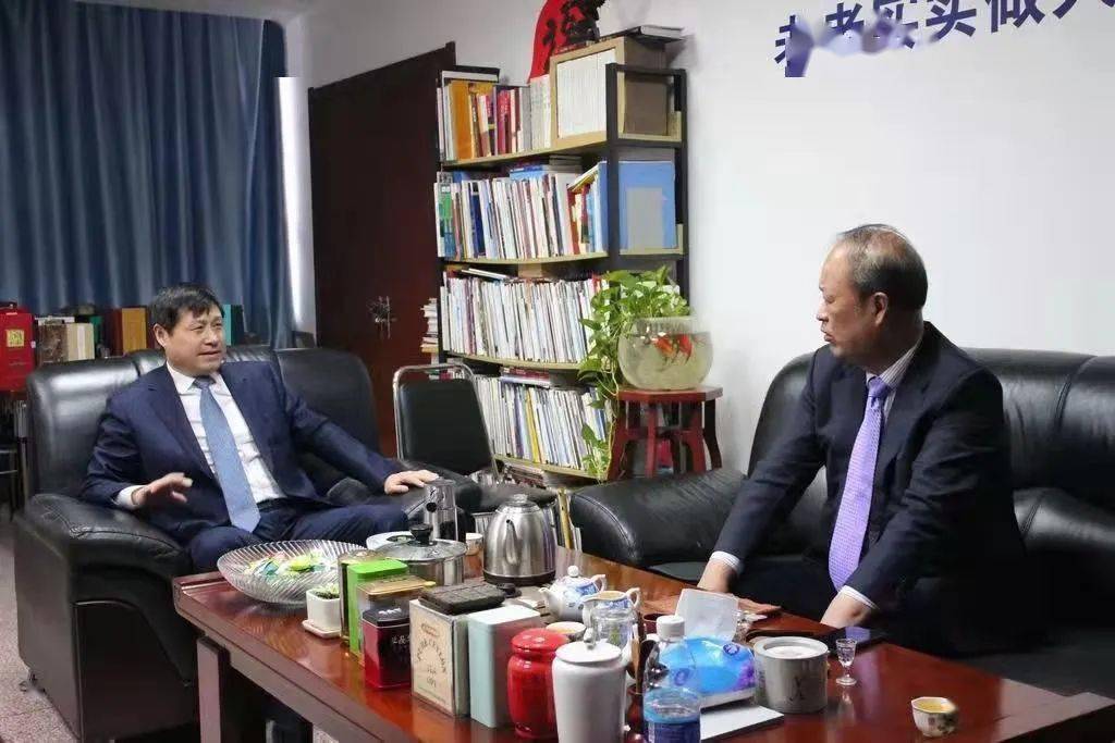 西部经理人推荐怡豪投资控股集团有限公司董事长付波博士