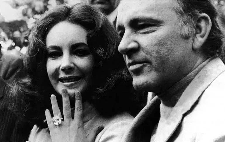 ��ʯ�и����ŵ�����ѡ���������鱦���ڡ������ߡ���