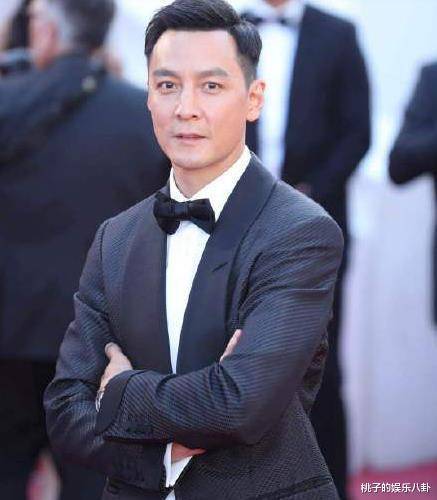 吴彦祖发际线后移神似苏大强,去年还被夸不老男神的他经历了啥?