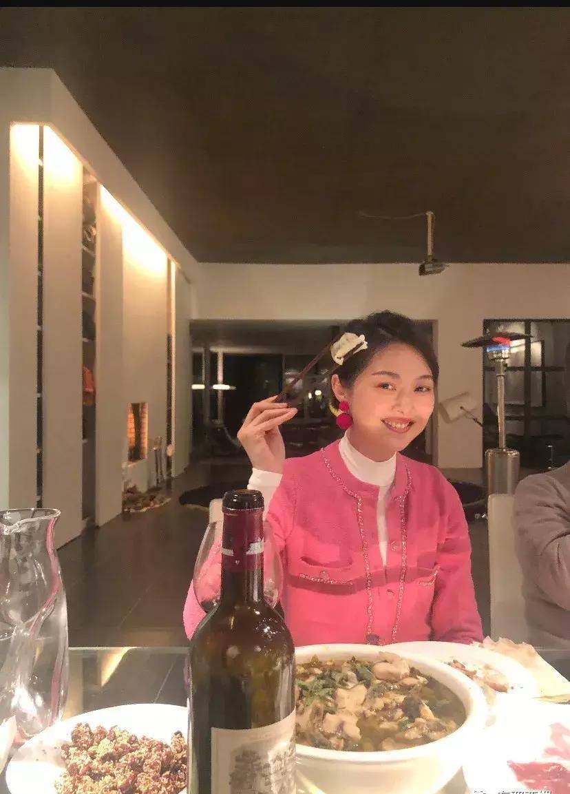 别墅惨案后再添三里屯疑云,当个贵妇咋这么难_周震_大嘴_张庆鄂