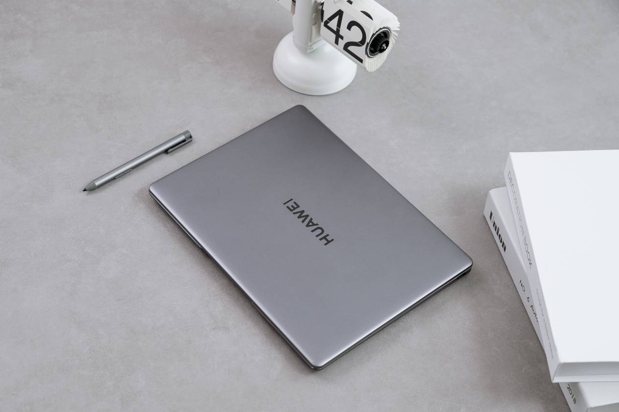 matebook b7-420智慧赋能企业数字化转型,开启商业办公全面未来_华为