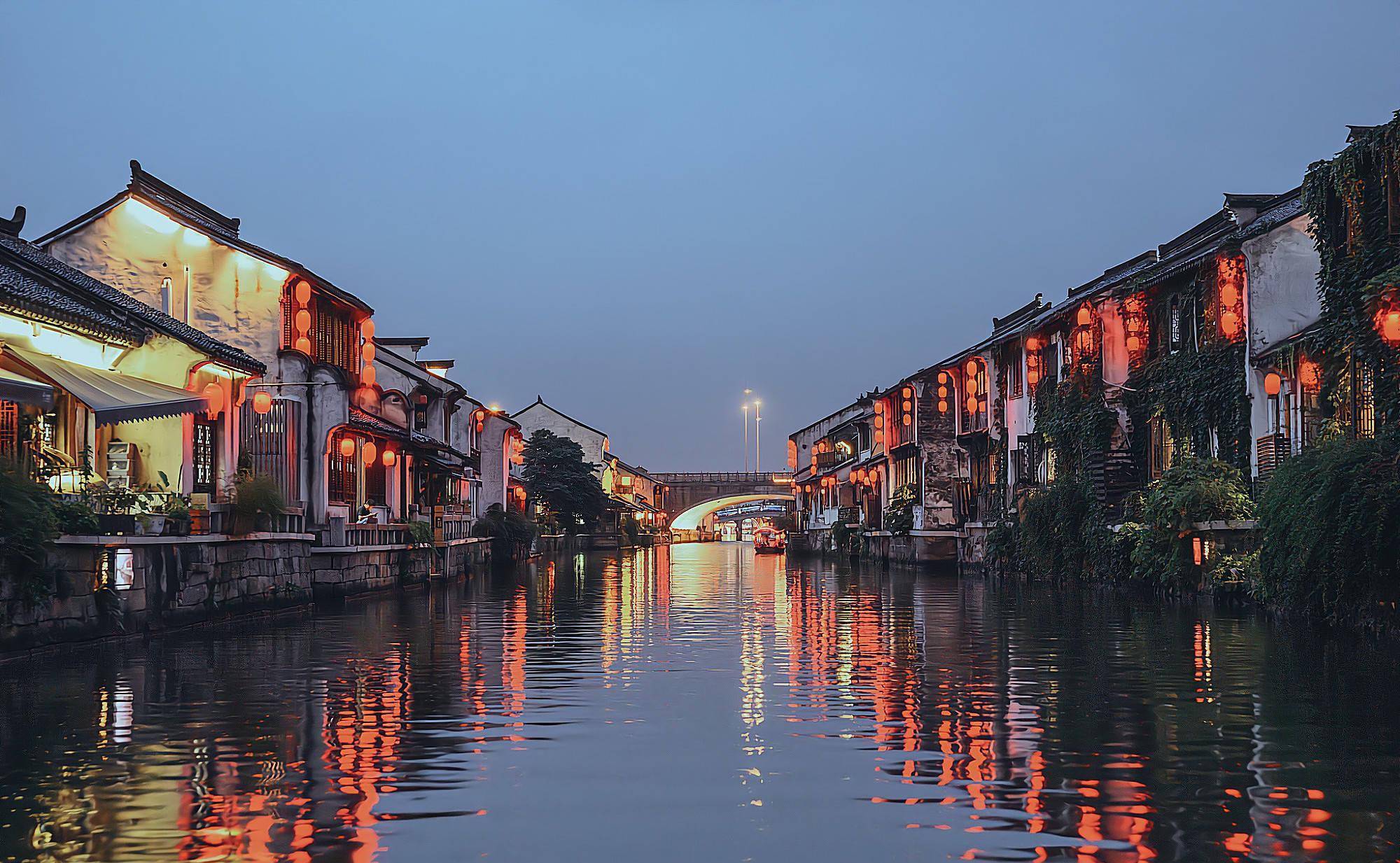 无锡夜色最美的地方，千年古运河尽显古色古香，堪比南京秦淮河