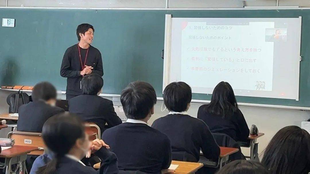 加班濒死，人手不足：日本没人愿意当老师了？