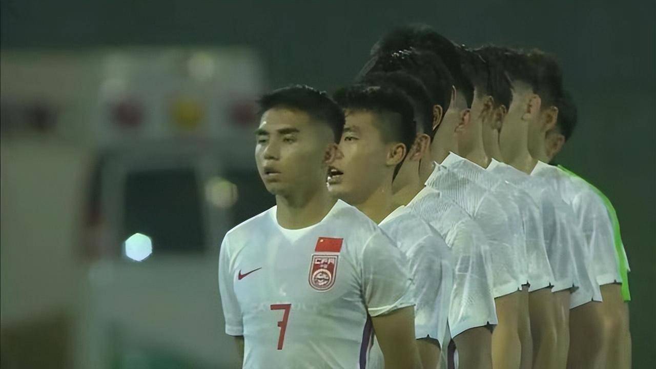 一些海外球员,如何小可,刘绍洋等,因为表现出色,受到俱乐部球队的重用