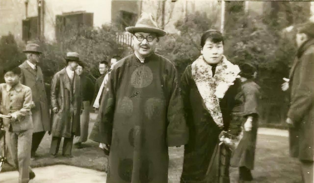 宋美龄至死没能再见宋庆龄,两人却立下相同的遗嘱,内容令人心酸