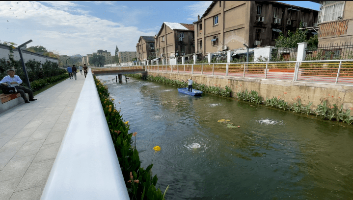 据镜湖区住交局胡惠红介绍,胜利渠整治及"两垾"活水保质epco项目是