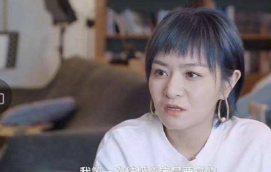 思文谈和程璐离婚:我妈离过5次婚,姥姥2次,我肯