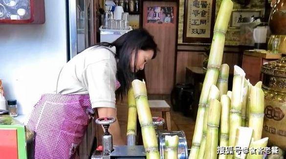 南方人到香港旅游，要了2杯甘蔗汁，付钱时懵了：确定没算错？