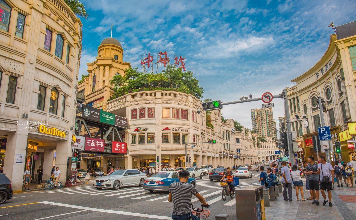 国内唯一一条通向大海的步行街，拥有古建和美食：土笋冻回味无穷