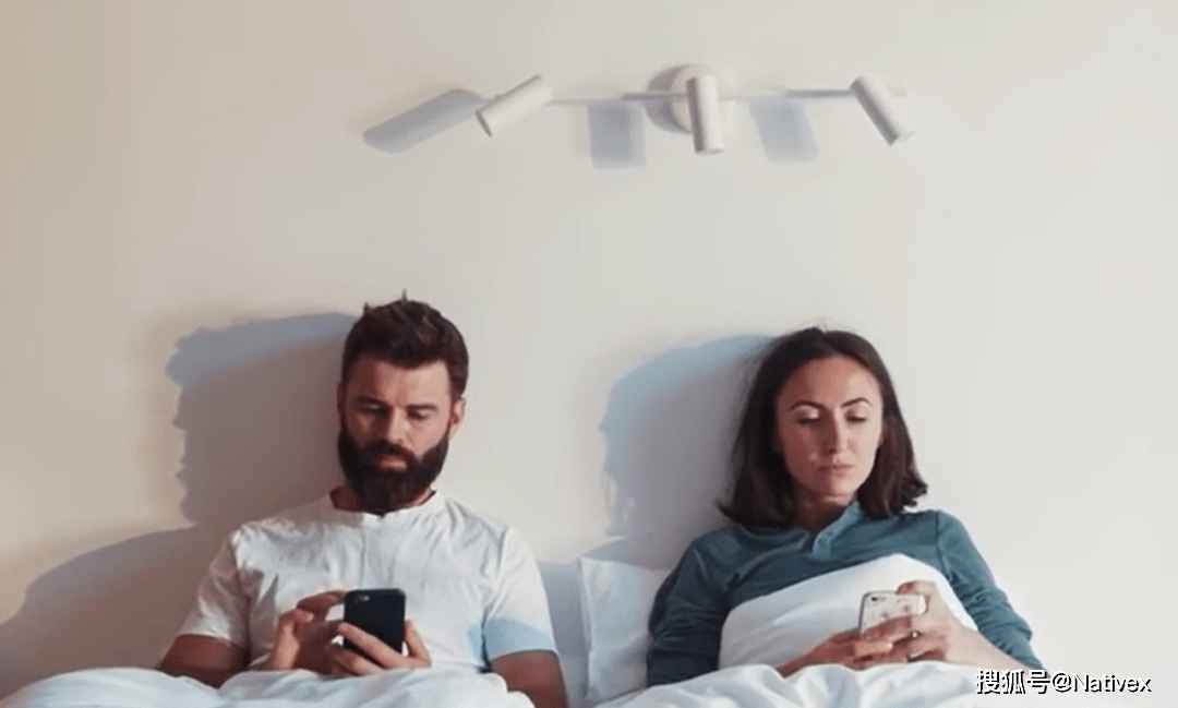 梦见男朋友与前妻开视频，解读梦境中的情感纠葛与内心映射