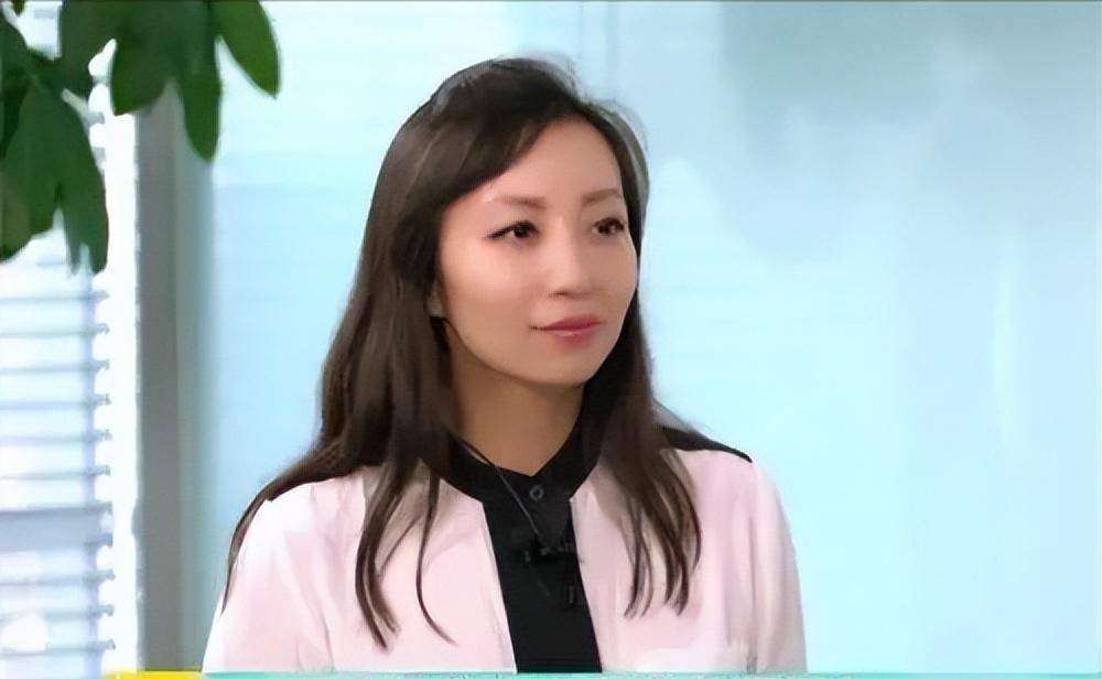 高颜值气质出众,名校毕业回中国工作_梁周洋_曾祖母_自然