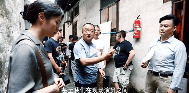 田老师说他被跟踪,说有人要杀他,这个人就是丁桡烈.