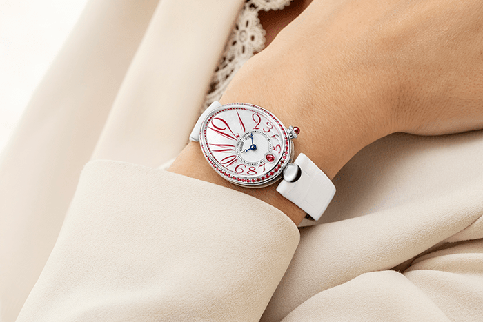 �ٴ��������ӹ���ϵ����������,HUBLOT����Ƴ�Big Bang Unico...