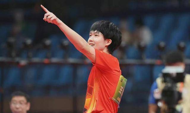 4-0横扫晋级WTT世界杯男单决赛！张本智和：我是乒乓球新的国王！