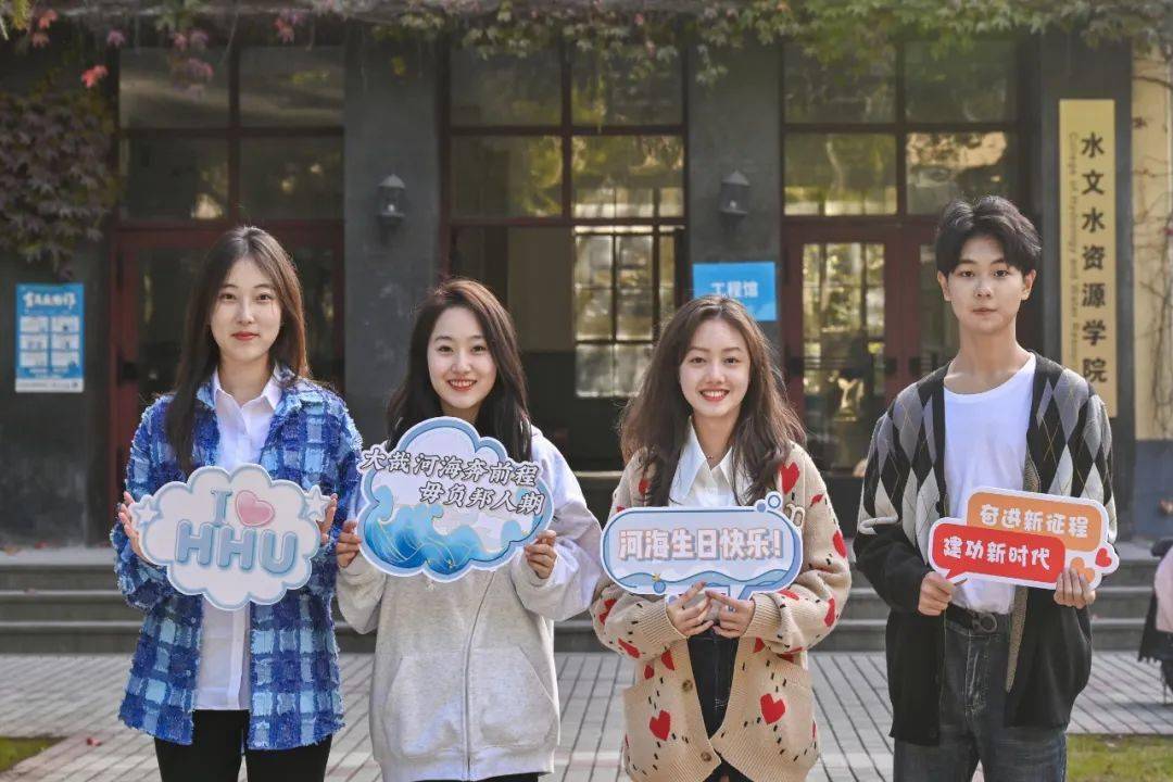 лл���ǣ����������ĺӺ�����ů��ף�����ڸ��н�������