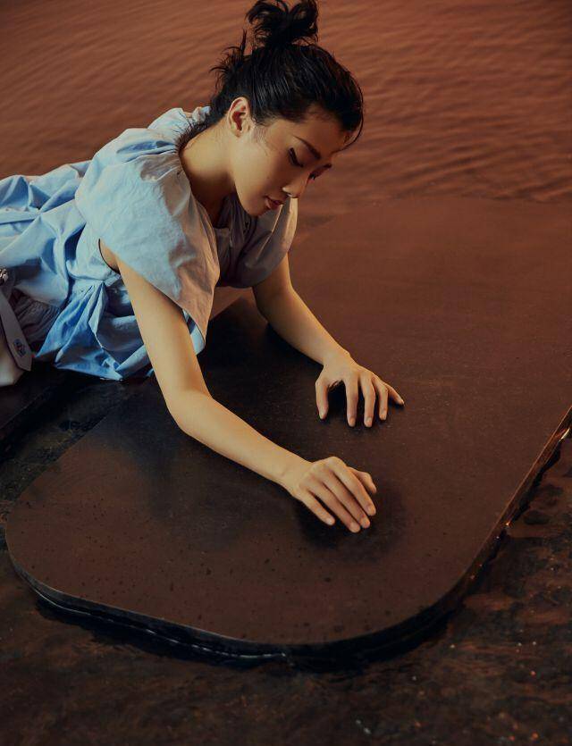 原创
  Yamy长相好高级,穿“纸袋裙”减龄又时髦,一般人真模仿不来 第2张 原创
  Yamy长相好高级,穿“纸袋裙”减龄又时髦,一般人真模仿不来 第2张