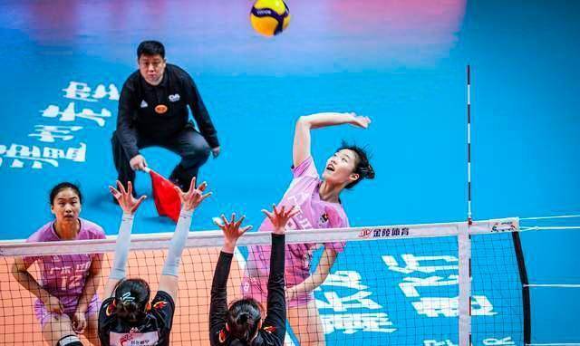 位,左子凡,胡玉琴,段梦可和杨佳紧随其后,庄雨珊和梁维凡分列5-10位