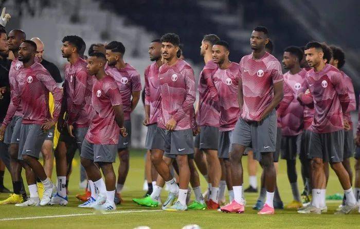 卡塔尔世界杯揭幕战，厄瓜多尔能否突破“铁律“？