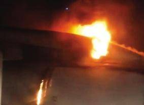 华为手机在俄罗斯视频
:飞机起火，乘客还在淡定拍视频？这就是被称为战斗民族的俄罗斯人