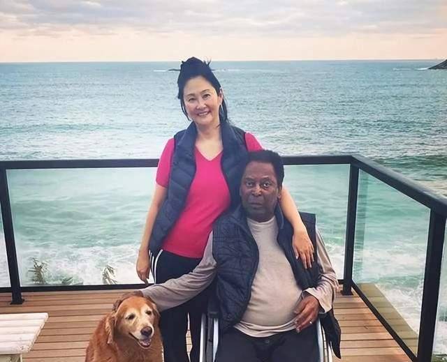 娶了三个老婆,生了七个孩子,私生子无数,足球天王