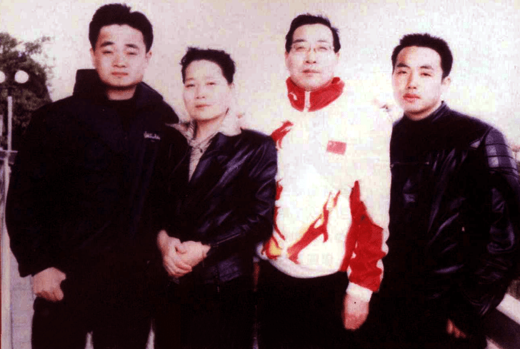 刘国梁哥哥刘国栋:四处游荡教书,从不打扰弟弟_刘占生_乒乓球_训练