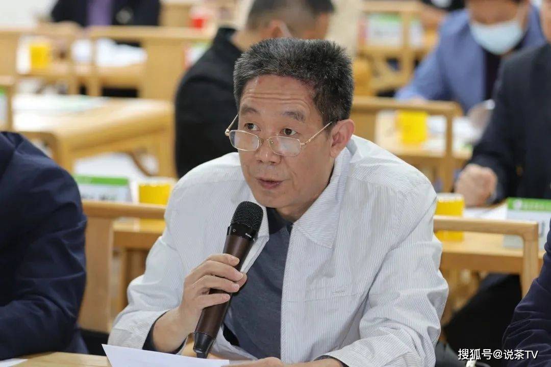 局标准化处处长归洪波,福建省农业农村厅副厅长袁忠贤分别发表致辞